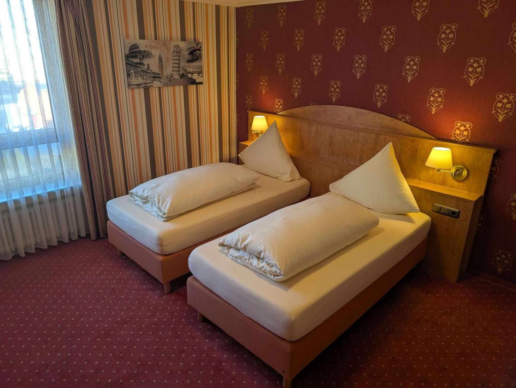 Stadthotel אוגסבורג מראה חיצוני תמונה