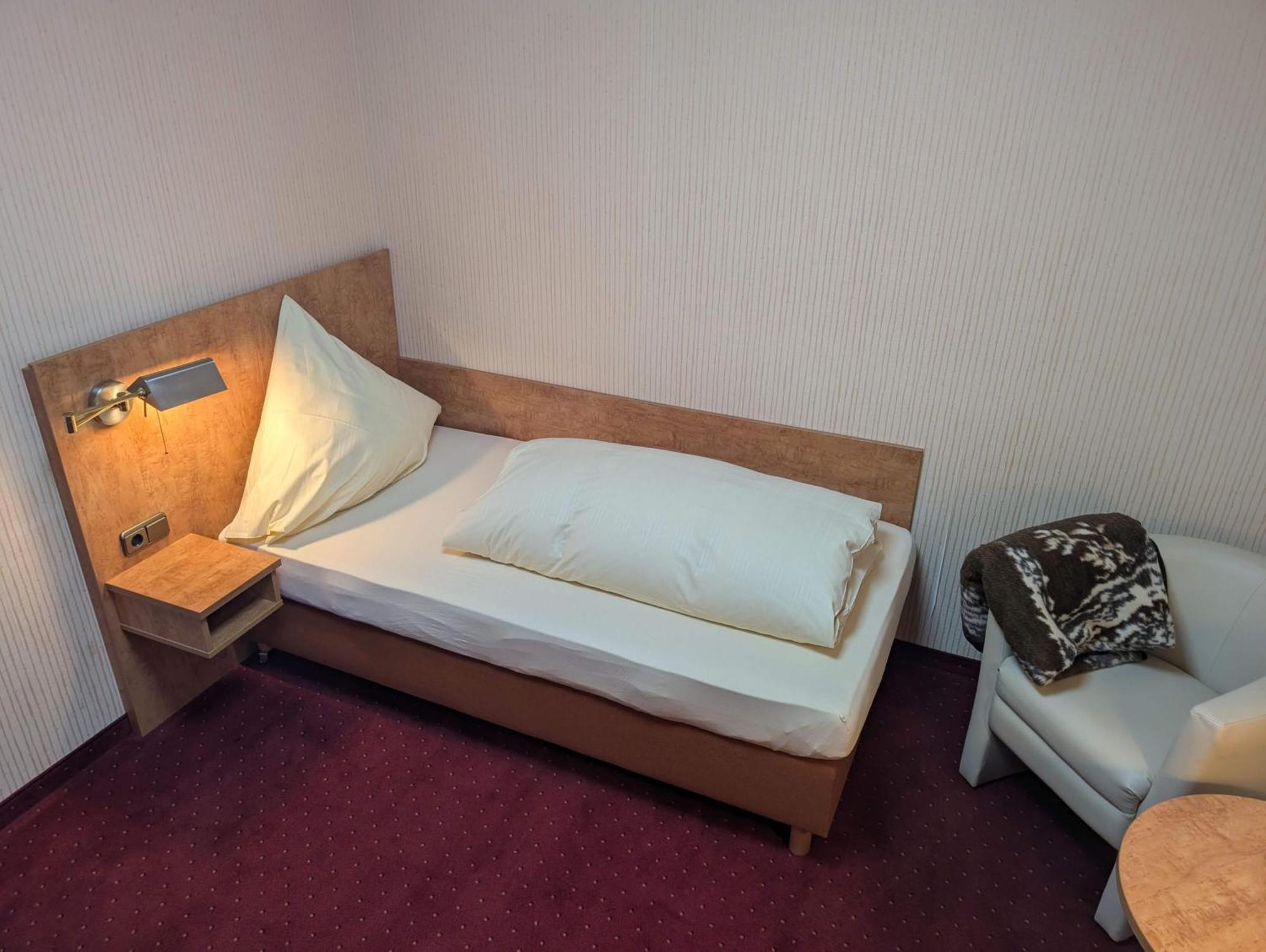 Stadthotel אוגסבורג מראה חיצוני תמונה